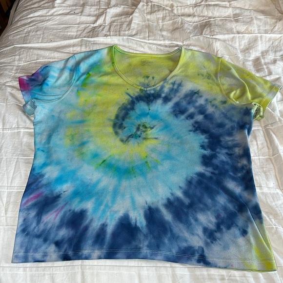 Tye dye t-shirt - Picture 7 of 7